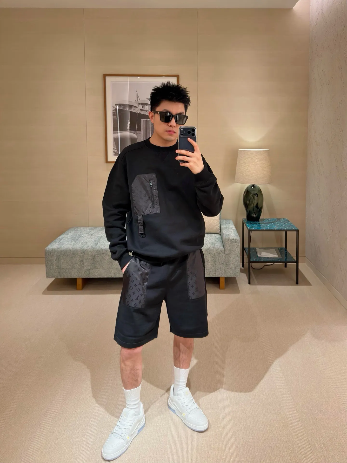 Louis Vuitton/